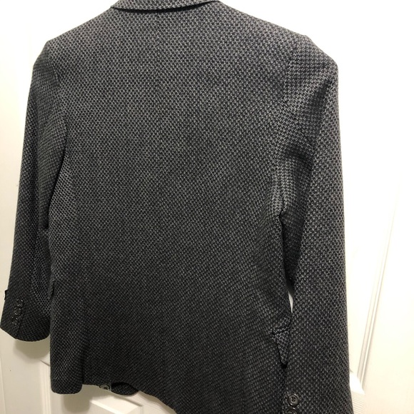 Women’s gray blazer by Nicole Miller size S - Picture 4 of 6